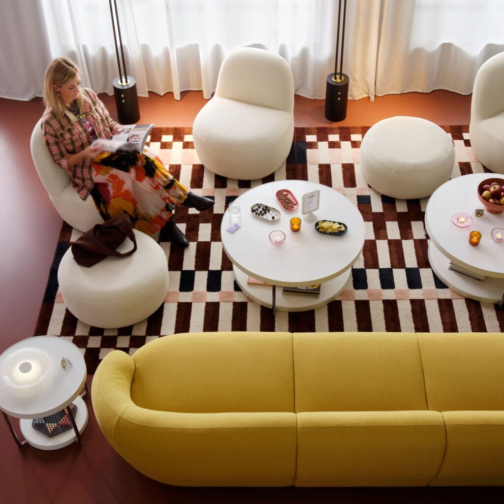 IKEA LILLESÄTER Snurrfåtölj och soffa